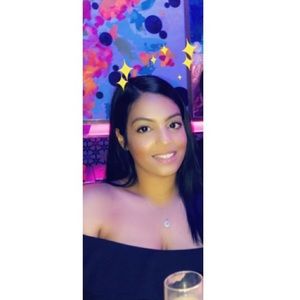 Meet your Posher, Haydee